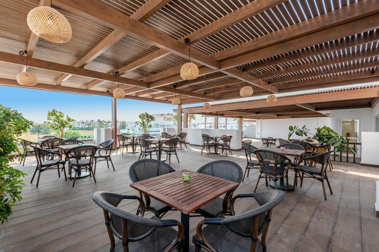 Pelopas Hotel Tigkaki  Ngoại thất bức ảnh