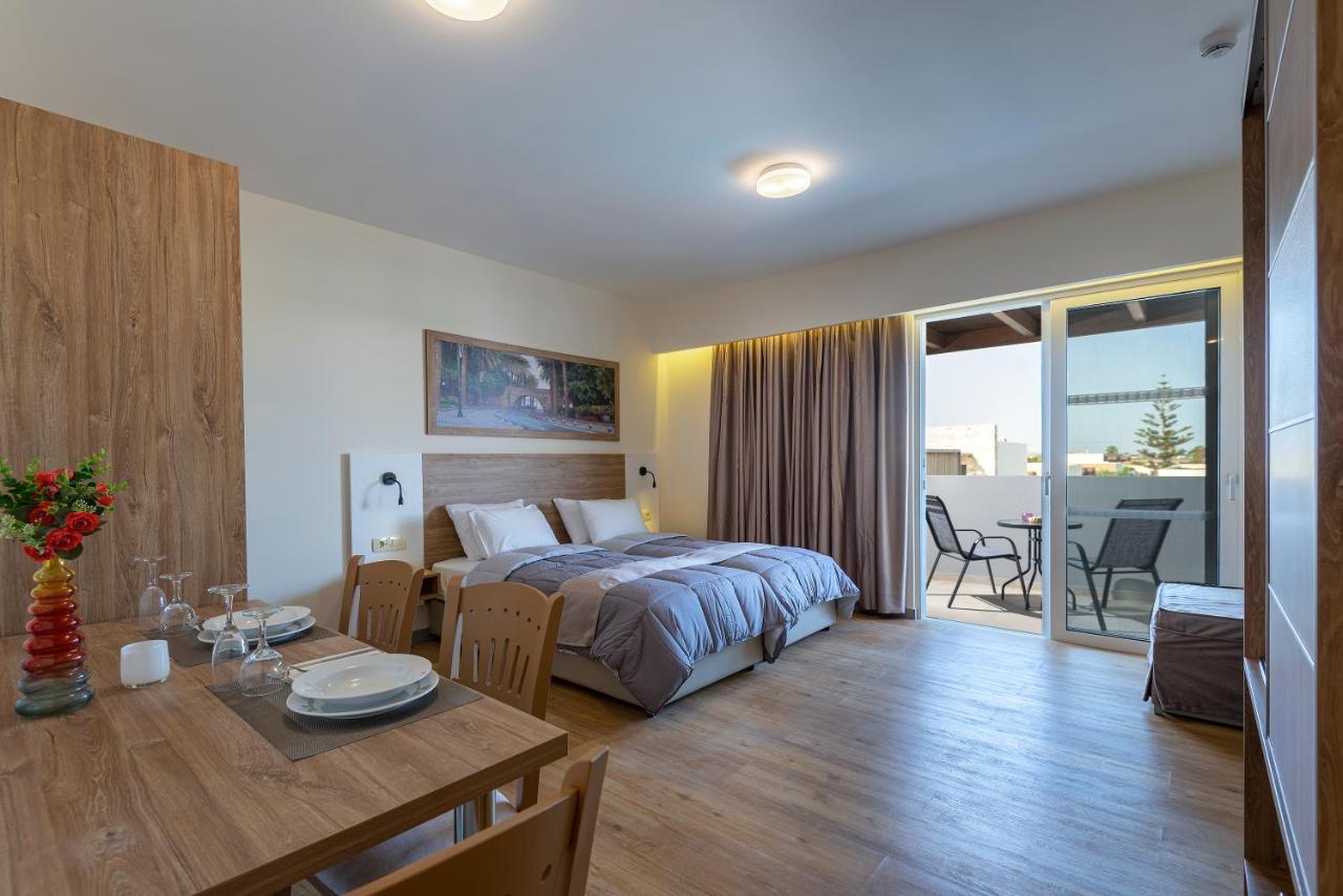 Pelopas Hotel Tigkaki  Ngoại thất bức ảnh