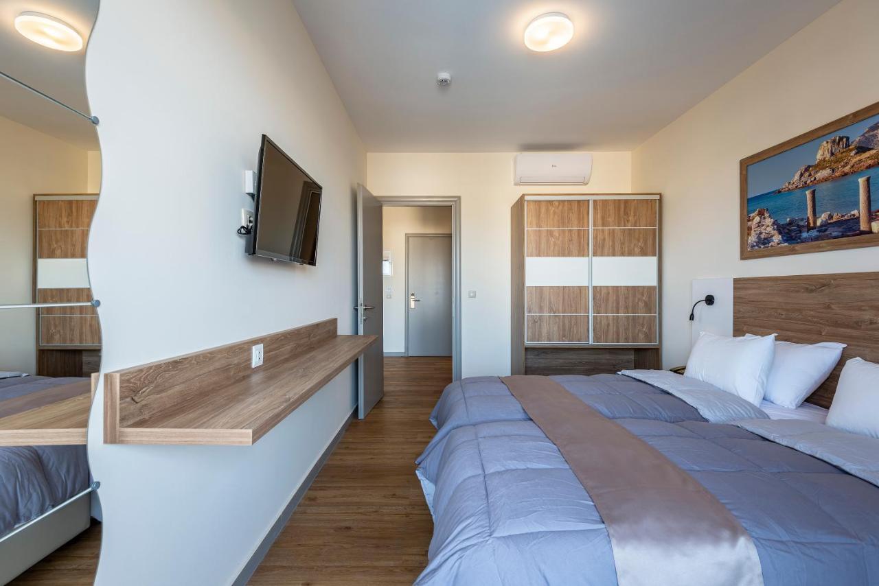 Pelopas Hotel Tigkaki  Ngoại thất bức ảnh